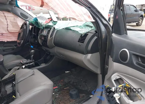 2014 Toyota Tacoma Base V6 из США, поврежденный, VIN 5TFLU4EN1EX084082